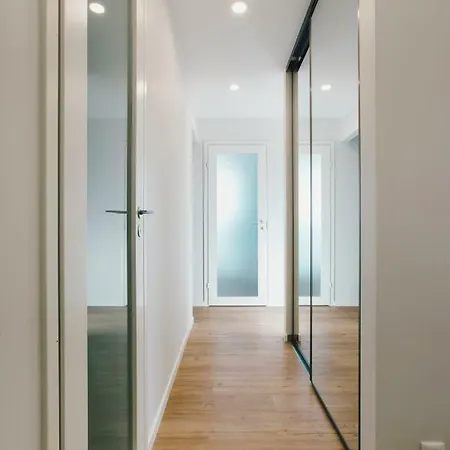 Lägenhet Brand New & Modern Luxury Designer Nr. 6