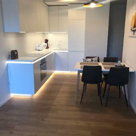 Brand New & Modern Luxury Designer Nr. 6 Lägenhet *