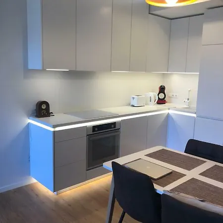 Brand New & Modern Luxury Designer Nr. 6 Lägenhet